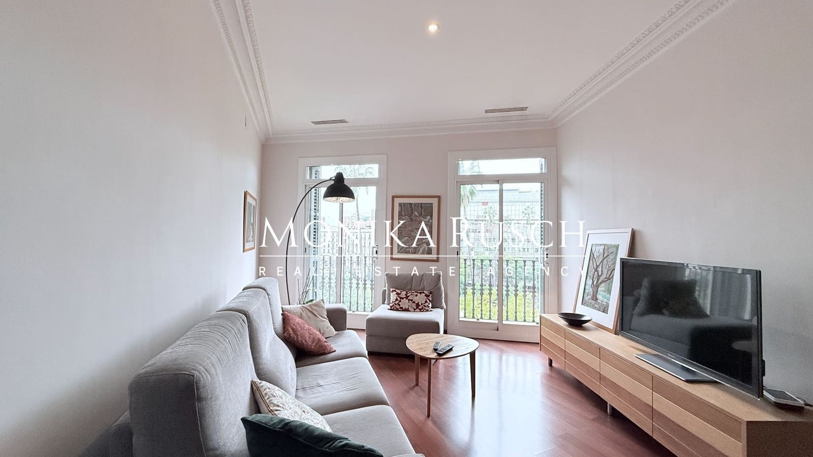 3 slaapkamer Flat te koop in Barcelona stad - € 650.000 (Ref: 9864009)