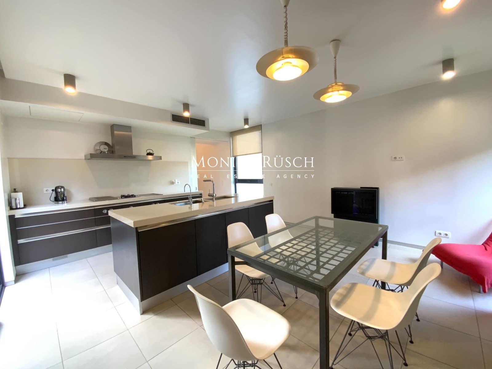 6 bedroom Villa for sale in Sant Cugat del Valles with pool garage - € 1,950,000 (Ref: 9875646)
