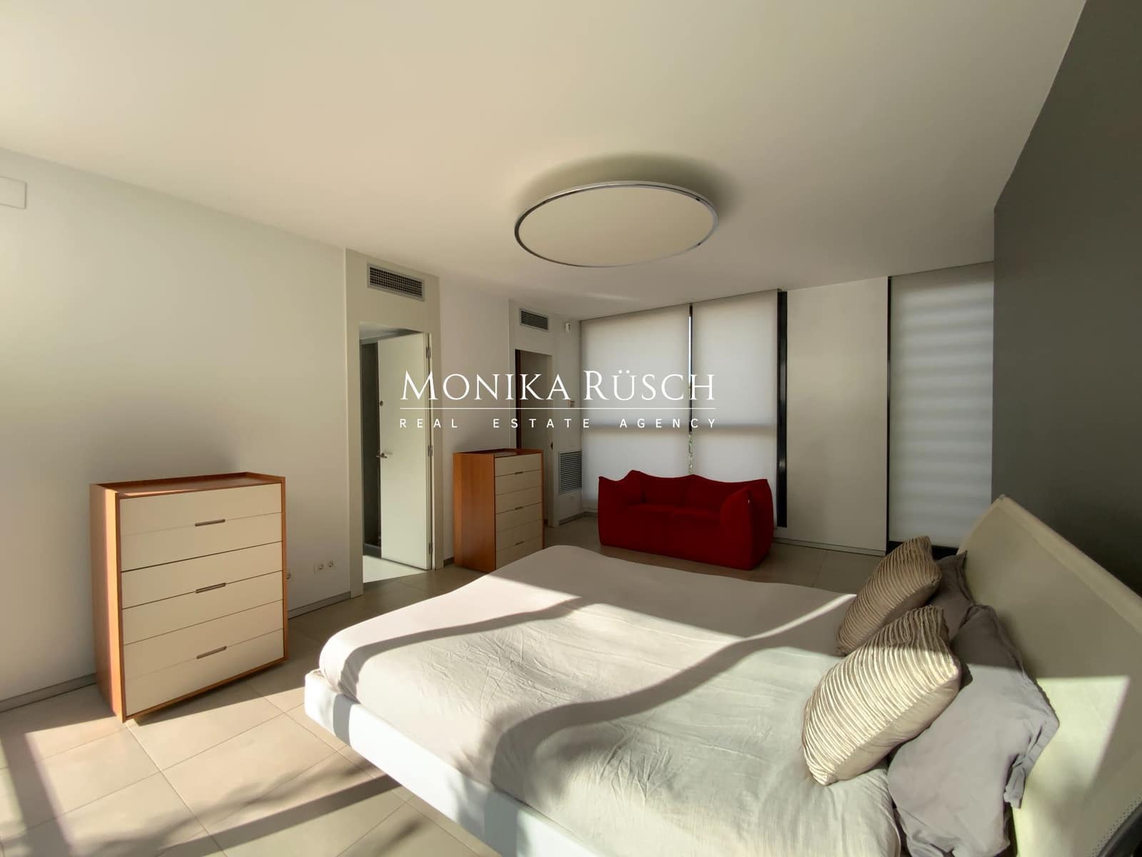 6 bedroom Villa for sale in Sant Cugat del Valles with pool garage - € 1,950,000 (Ref: 9875646)