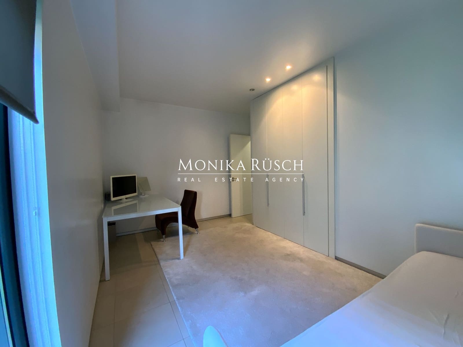 6 bedroom Villa for sale in Sant Cugat del Valles with pool garage - € 1,950,000 (Ref: 9875646)