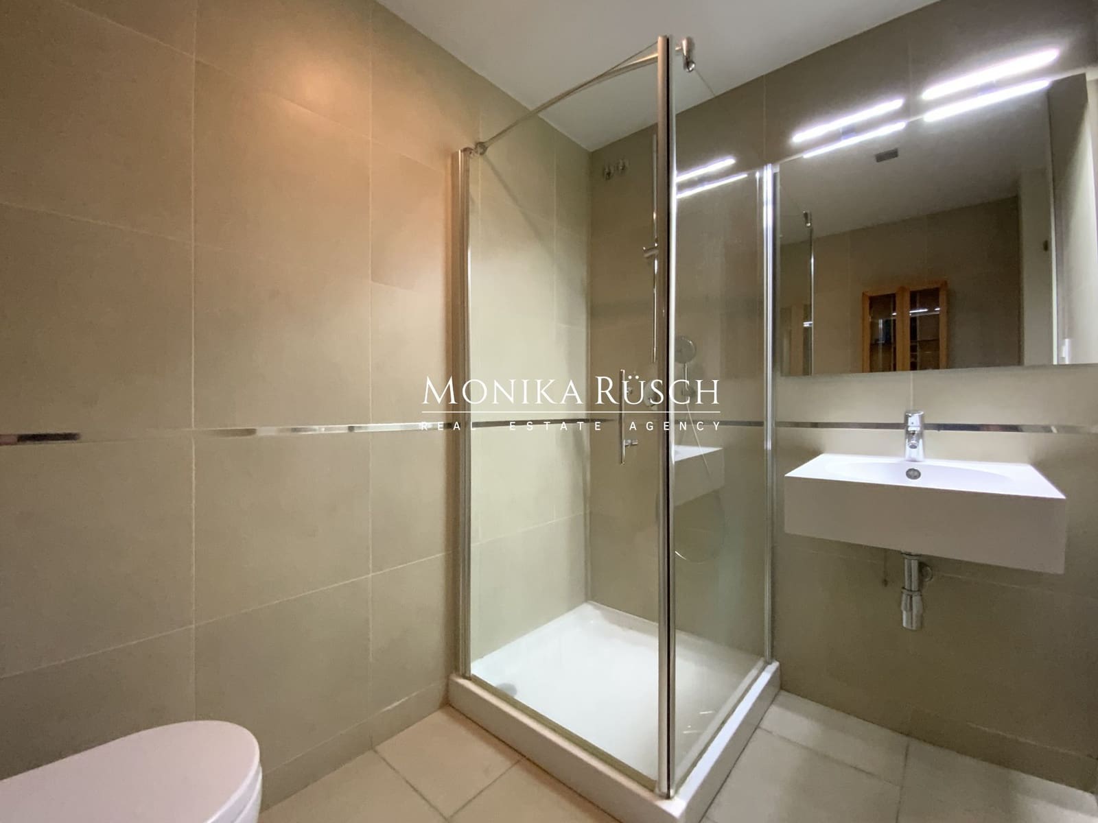 6 bedroom Villa for sale in Sant Cugat del Valles with pool garage - € 1,950,000 (Ref: 9875646)