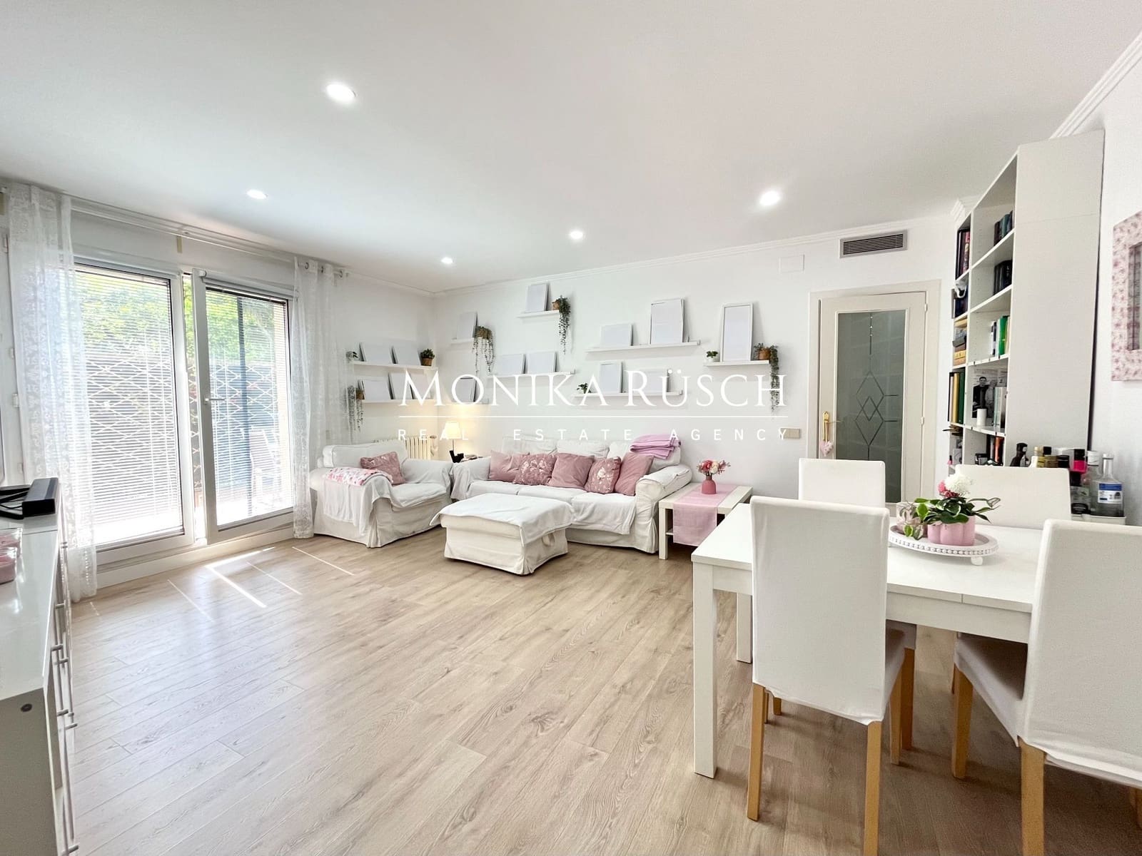 3 chambre Appartement à vendre à Castelldefels - 650 000 € (Ref: 9877879)