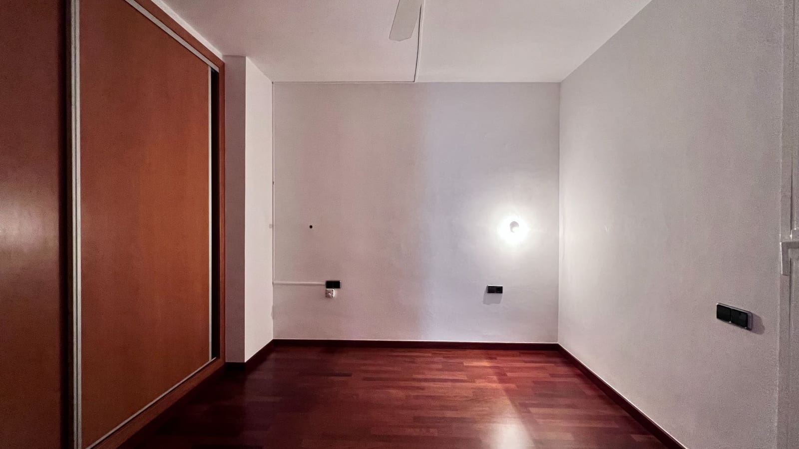 4 sypialnia Mieszkanie do wynajęcia w Miasto Barcelona z garażem - 2 489 € (Ref: 9891625)