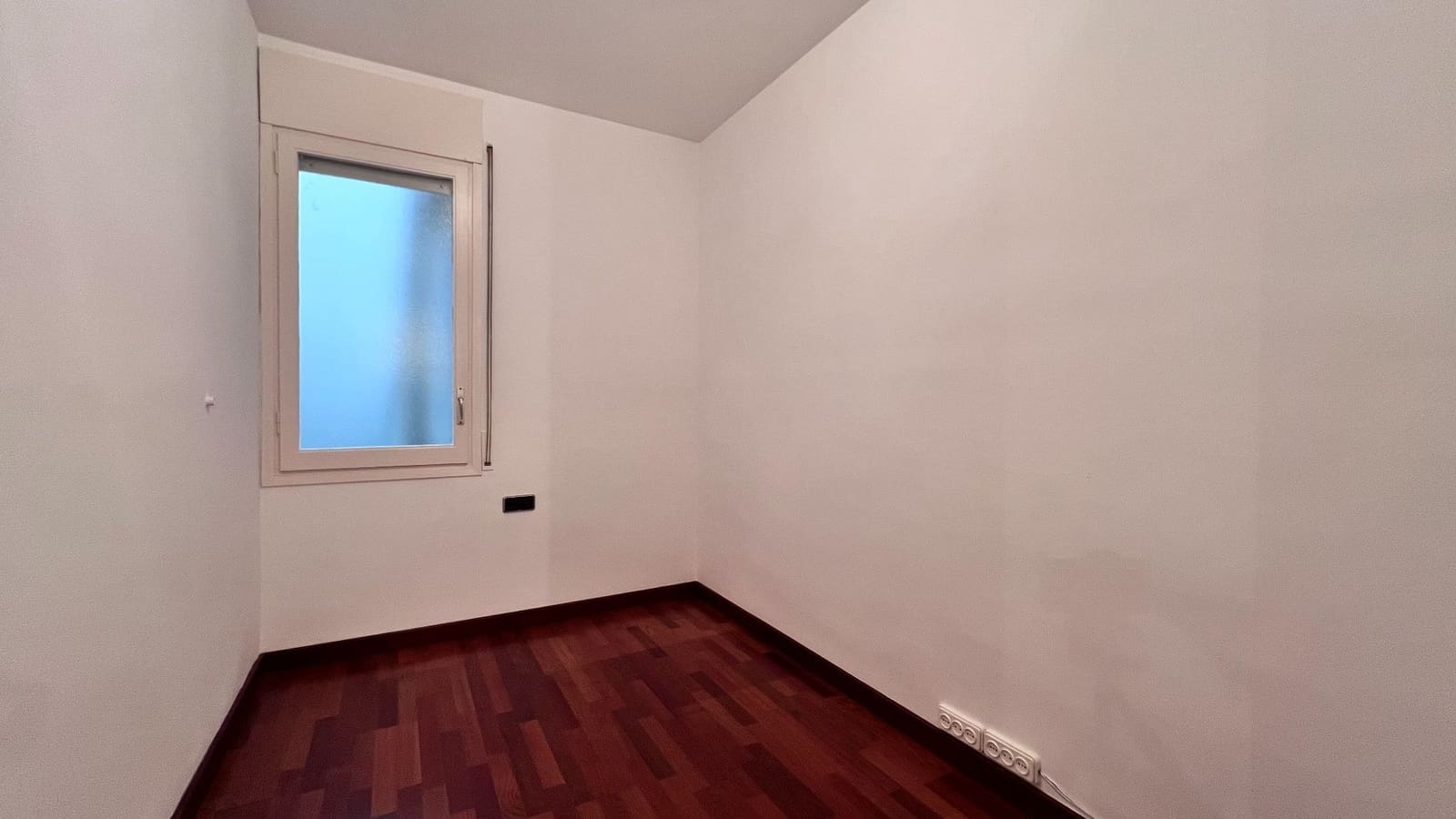 4 sypialnia Mieszkanie do wynajęcia w Miasto Barcelona z garażem - 2 489 € (Ref: 9891625)