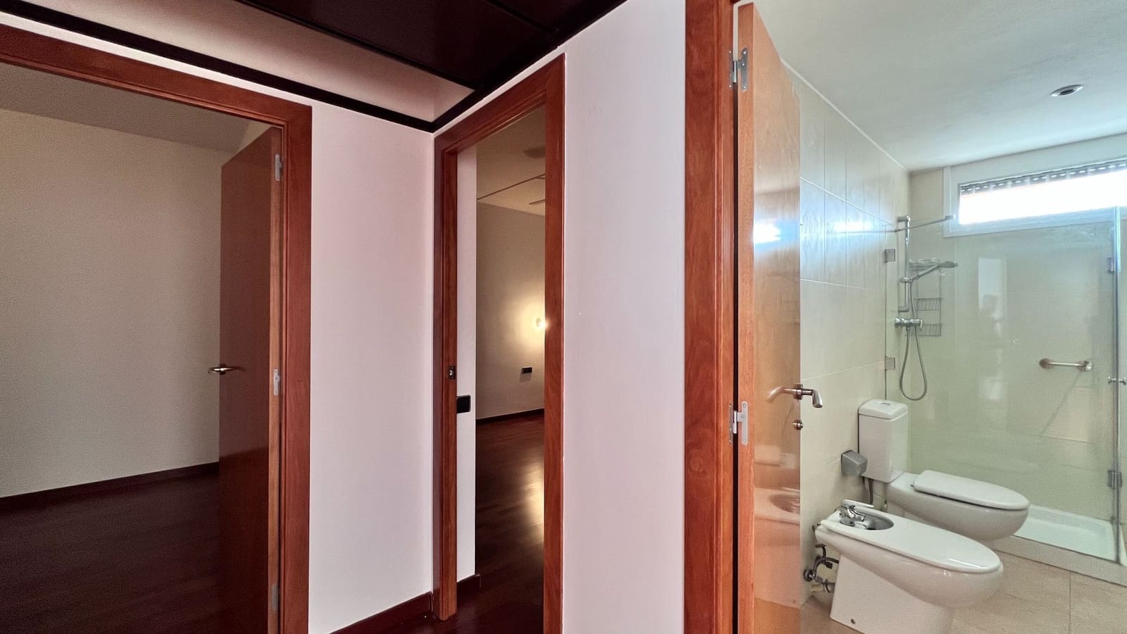 4 sypialnia Mieszkanie do wynajęcia w Miasto Barcelona z garażem - 2 489 € (Ref: 9891625)