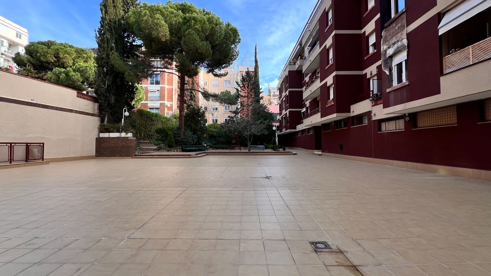 4 sypialnia Mieszkanie do wynajęcia w Miasto Barcelona z garażem - 2 489 € (Ref: 9891625)