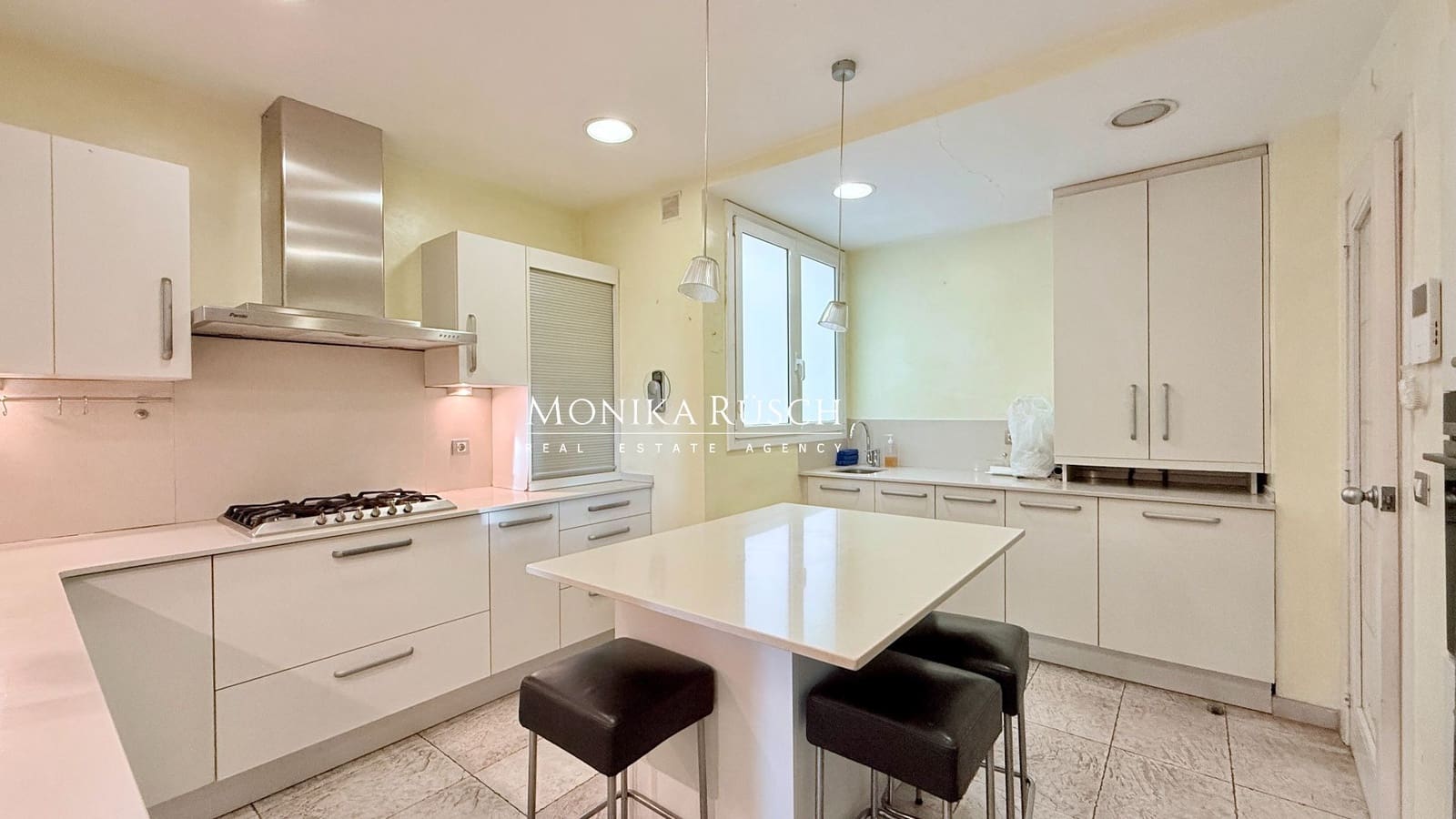 5 quarto Apartamento para venda em Barcelona cidade com piscina garagem - 1 250 000 € (Ref: 9902778)