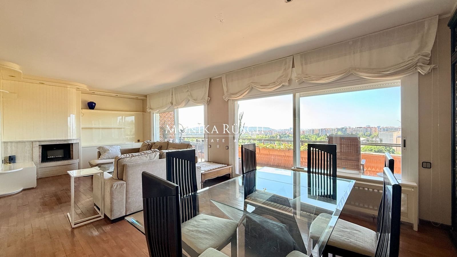 5 quarto Apartamento para venda em Barcelona cidade com piscina garagem - 1 250 000 € (Ref: 9902778)