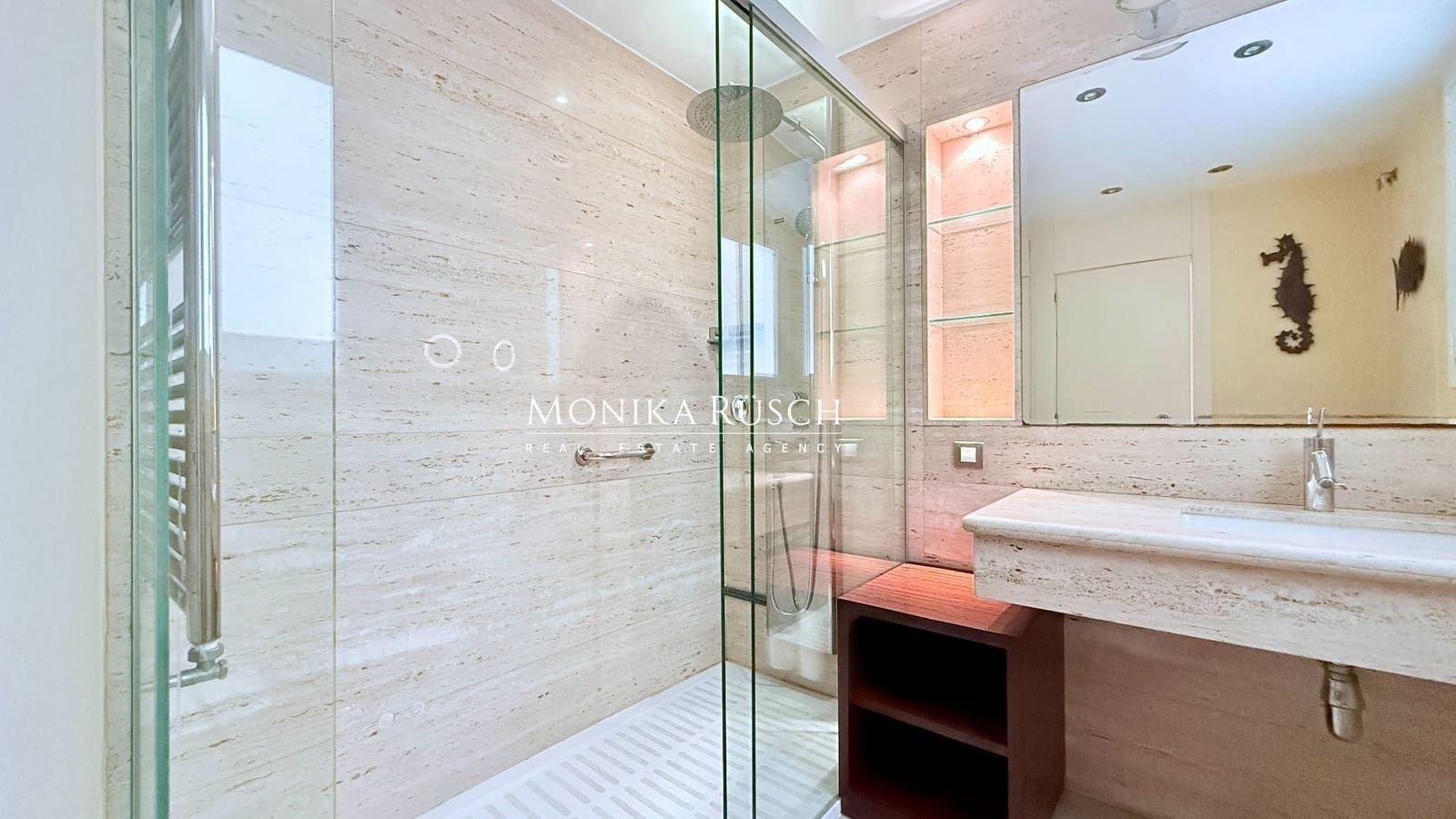 5 quarto Apartamento para venda em Barcelona cidade com piscina garagem - 1 250 000 € (Ref: 9902778)