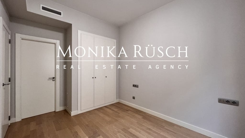 3 bedroom Flat for sale in Barcelona city with pool garage - € 780,000 (Ref: 9902787)