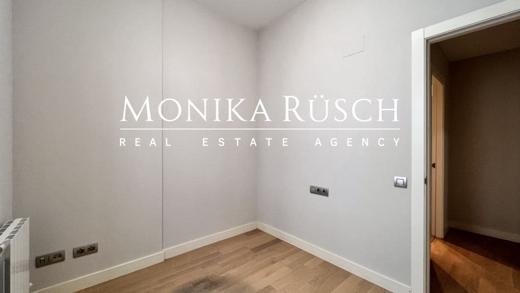3 bedroom Flat for sale in Barcelona city with pool garage - € 780,000 (Ref: 9902787)