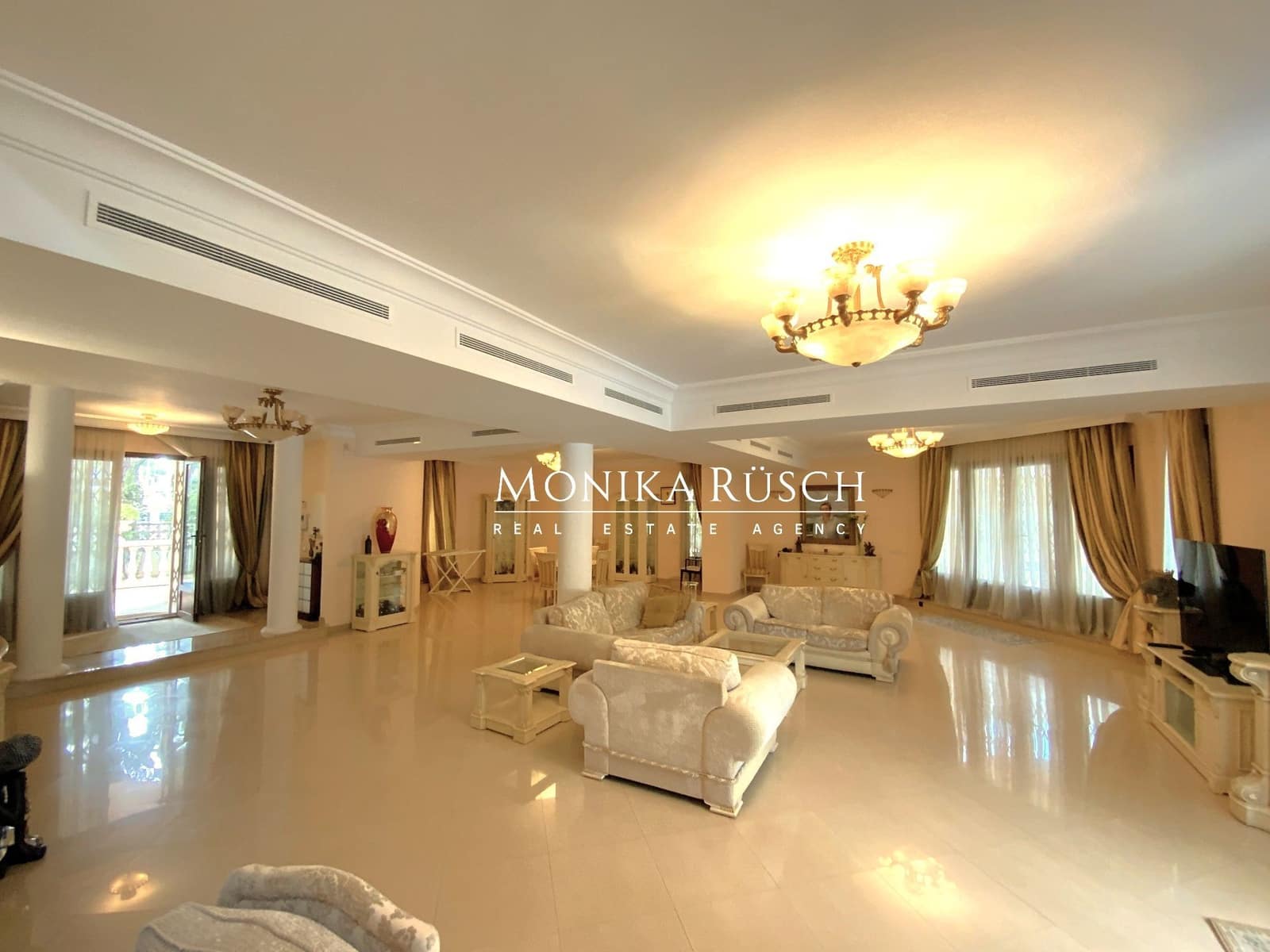 7 Zimmer Villa zu verkaufen in Castelldefels mit Pool Garage - 3.290.000 € (Ref: 9910006)