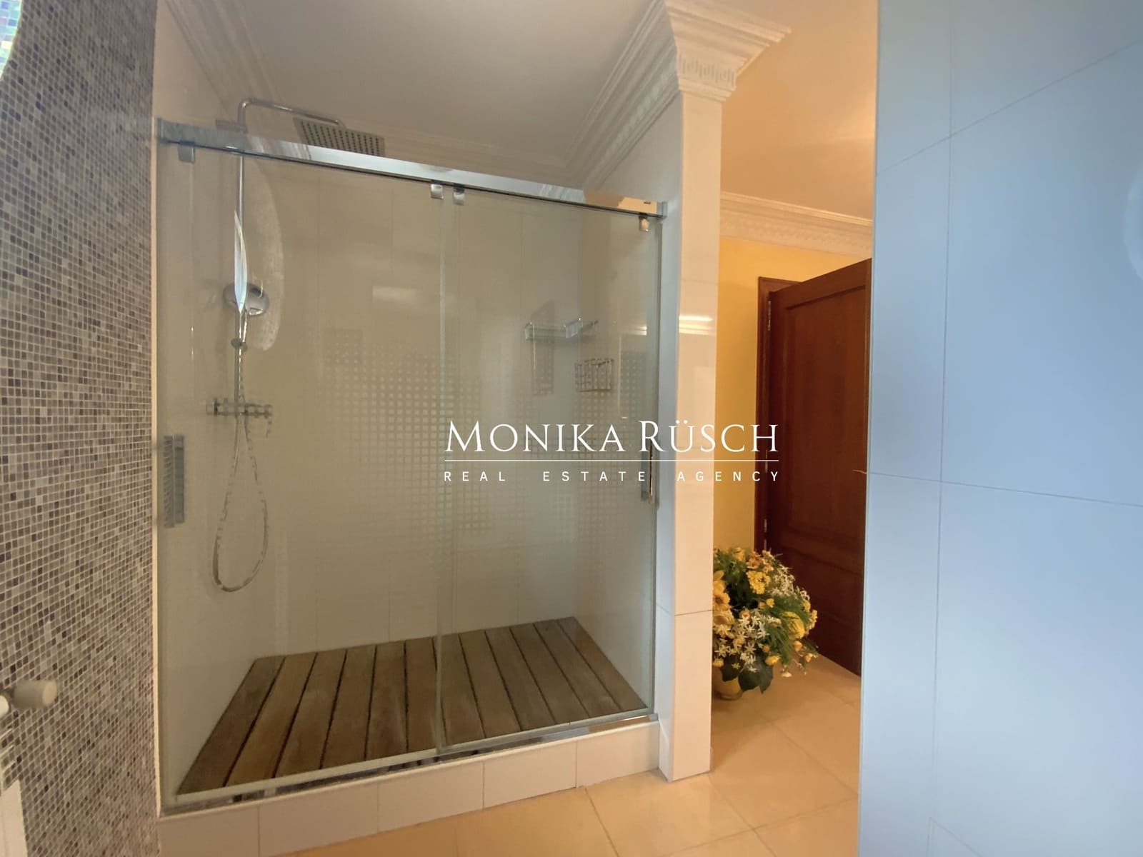 7 Zimmer Villa zu verkaufen in Castelldefels mit Pool Garage - 3.290.000 € (Ref: 9910006)