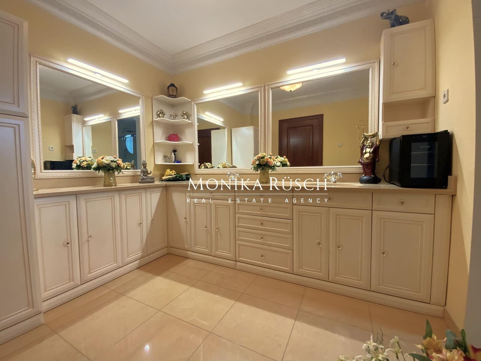 7 Zimmer Villa zu verkaufen in Castelldefels mit Pool Garage - 3.290.000 € (Ref: 9910006)