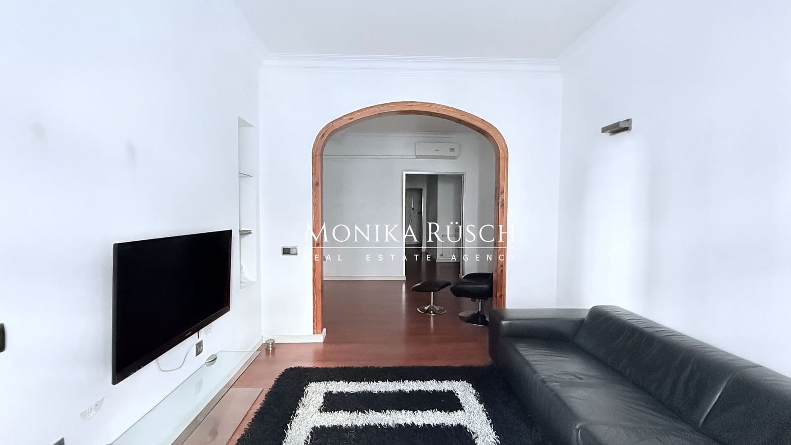 3 bedroom Flat for sale in Barcelona city - € 521,000 (Ref: 9919316)