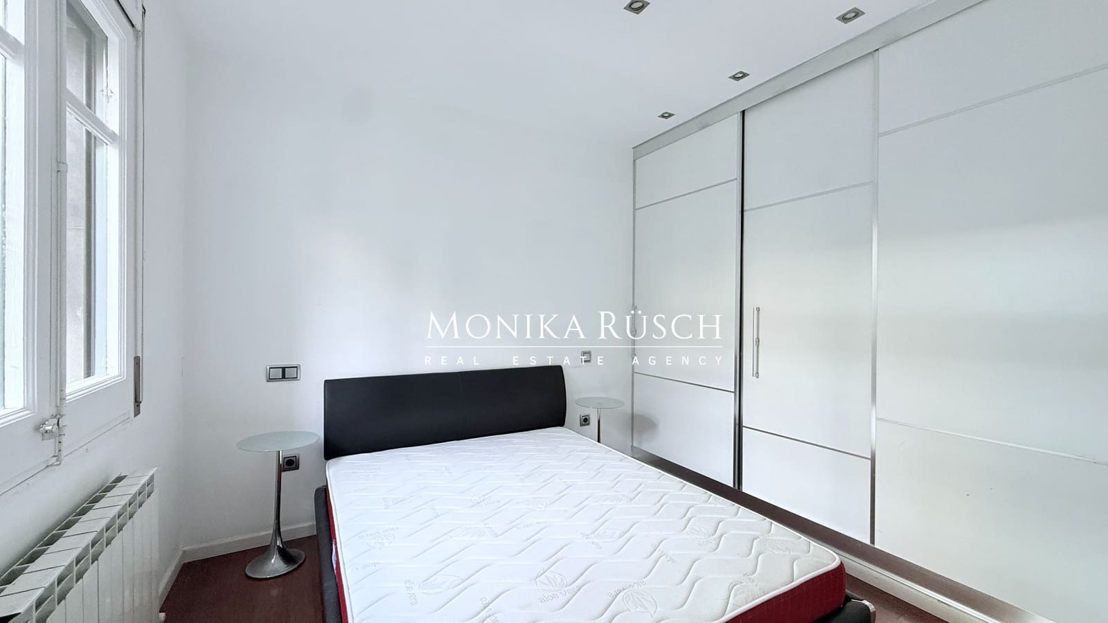 3 bedroom Flat for sale in Barcelona city - € 521,000 (Ref: 9919316)
