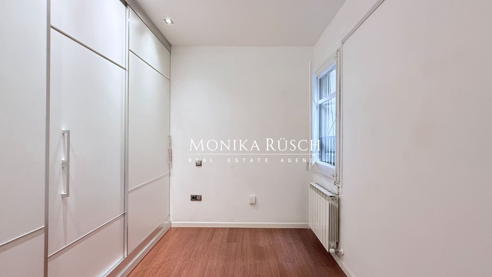 3 bedroom Flat for sale in Barcelona city - € 521,000 (Ref: 9919316)
