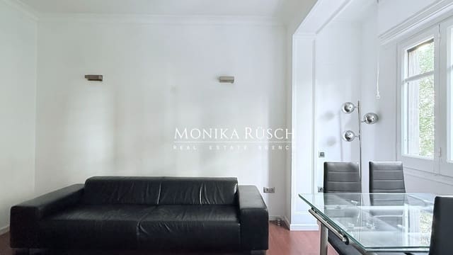 3 bedroom Flat for sale in Barcelona city - € 521,000 (Ref: 9919316)
