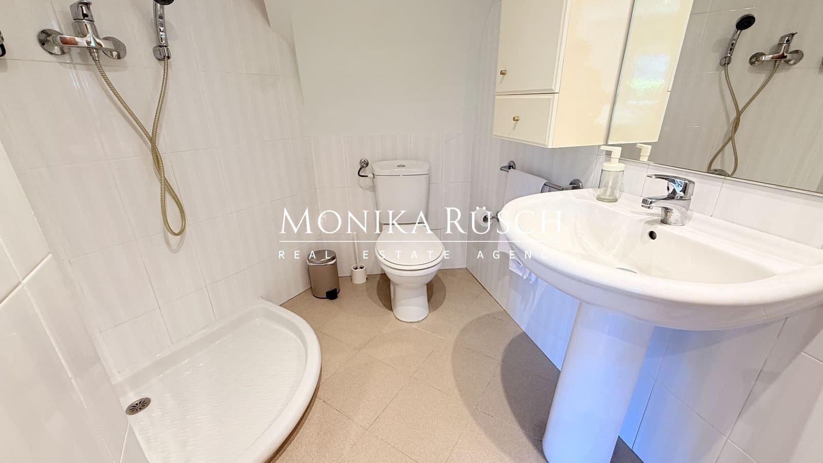 6 Zimmer Villa zu verkaufen in Barcelona Stadt mit Pool Garage - 2.300.000 € (Ref: 9919318)