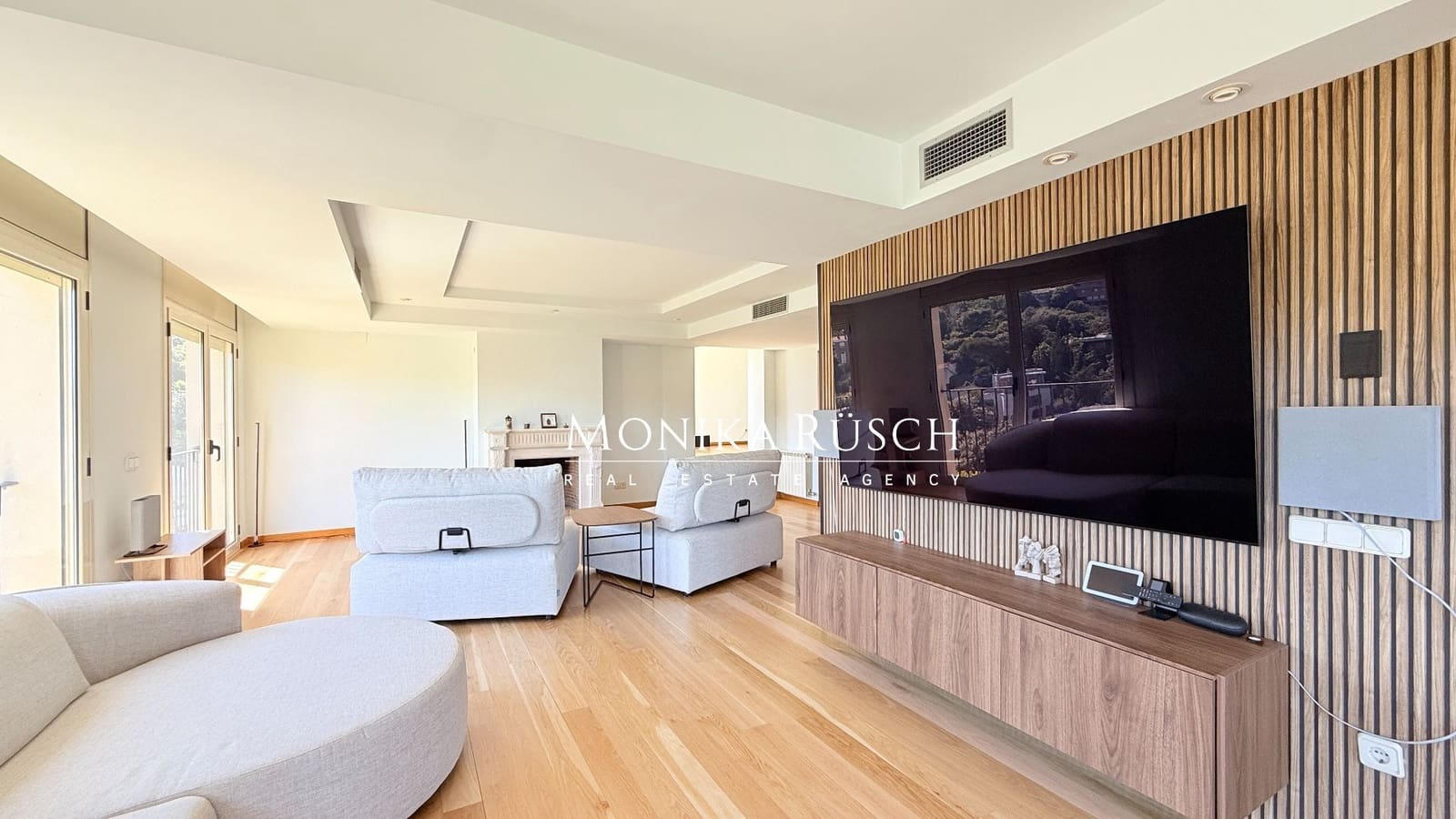 6 Zimmer Villa zu verkaufen in Barcelona Stadt mit Pool Garage - 2.300.000 € (Ref: 9919318)