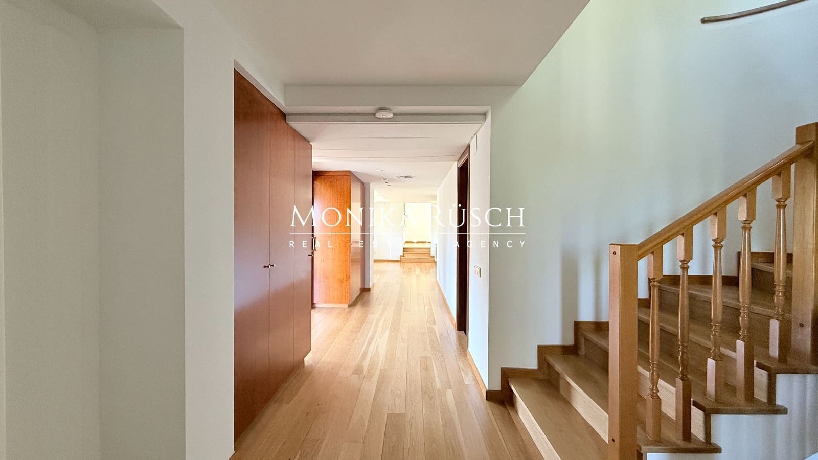 6 Zimmer Villa zu verkaufen in Barcelona Stadt mit Pool Garage - 2.300.000 € (Ref: 9919318)