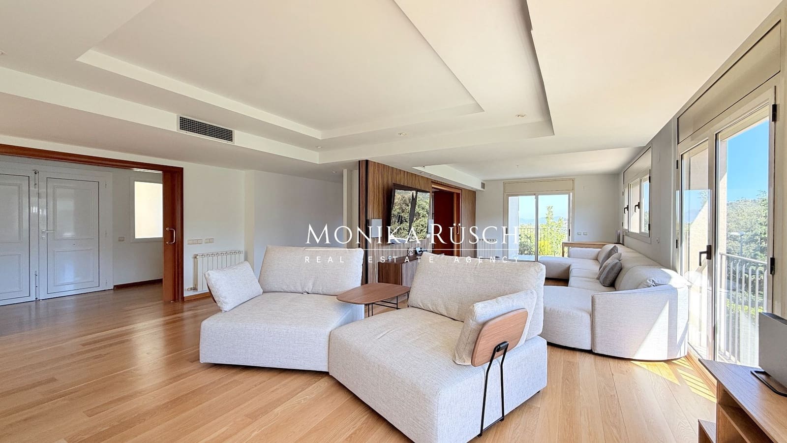 6 Zimmer Villa zu verkaufen in Barcelona Stadt mit Pool Garage - 2.300.000 € (Ref: 9919318)