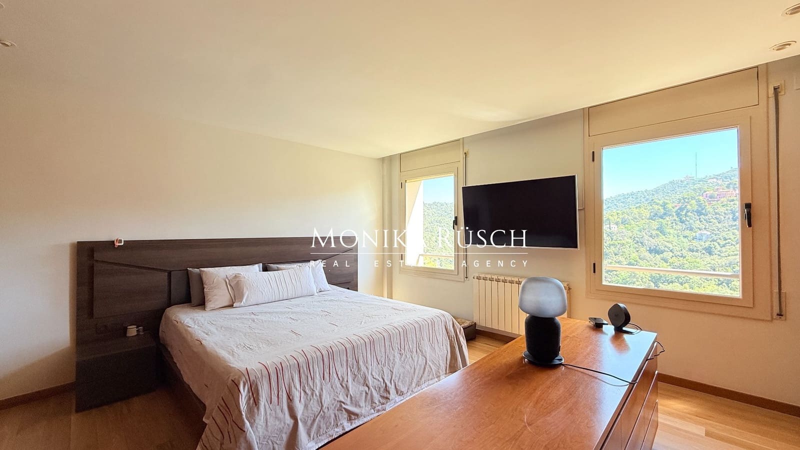6 Zimmer Villa zu verkaufen in Barcelona Stadt mit Pool Garage - 2.300.000 € (Ref: 9919318)