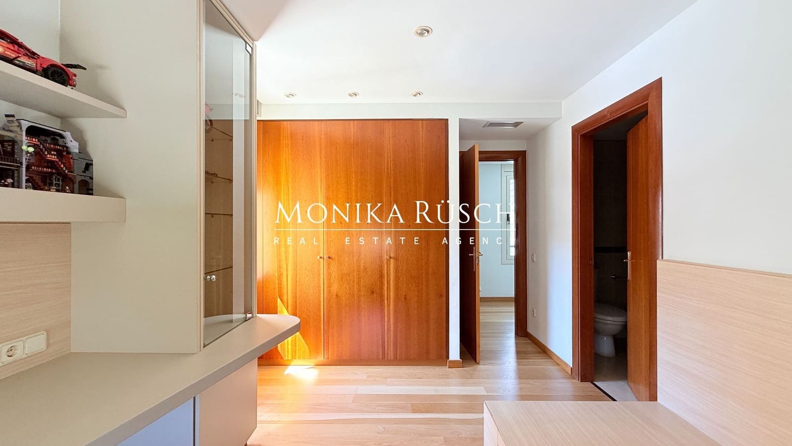 6 Zimmer Villa zu verkaufen in Barcelona Stadt mit Pool Garage - 2.300.000 € (Ref: 9919318)