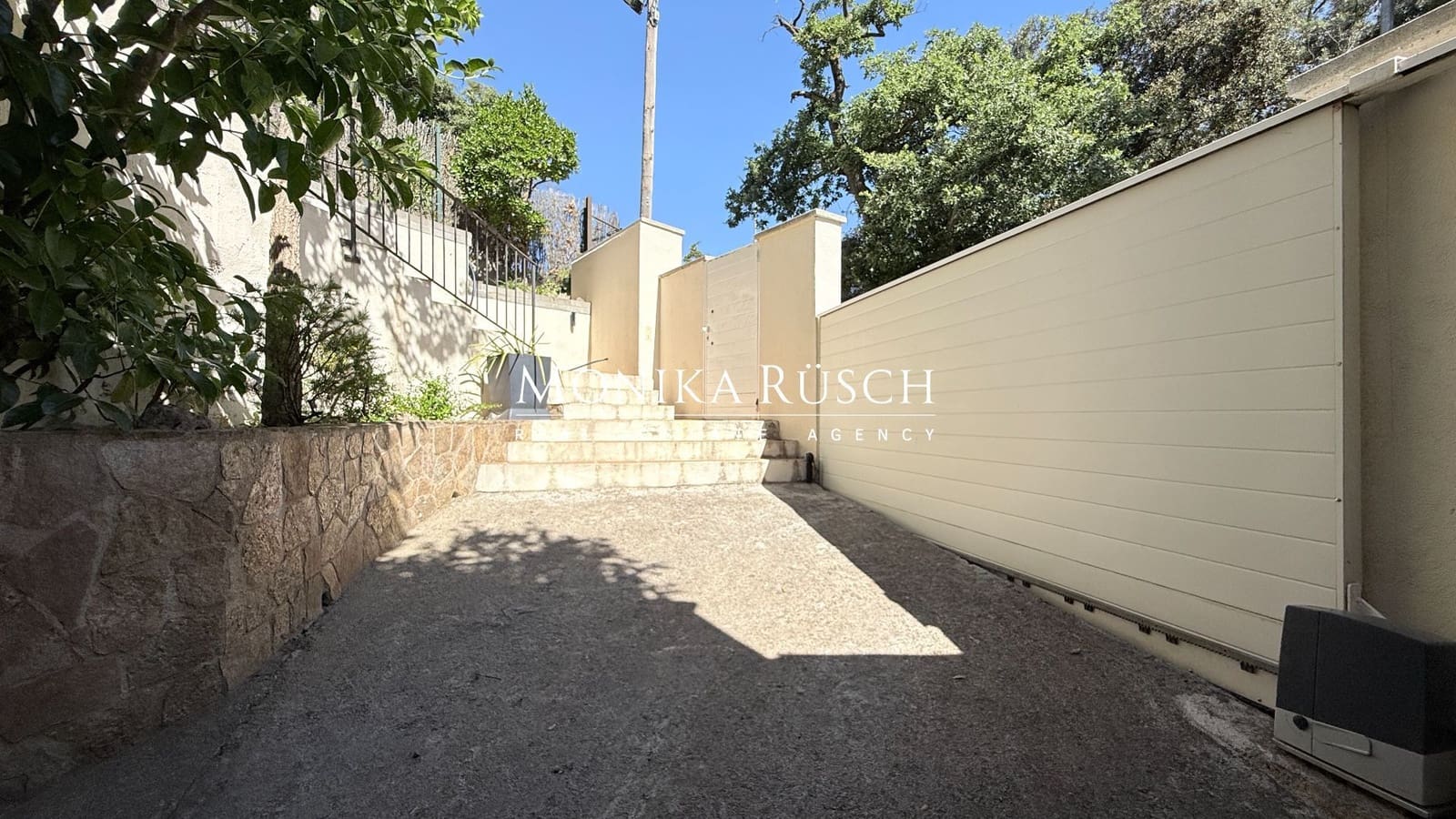 6 Zimmer Villa zu verkaufen in Barcelona Stadt mit Pool Garage - 2.300.000 € (Ref: 9919318)