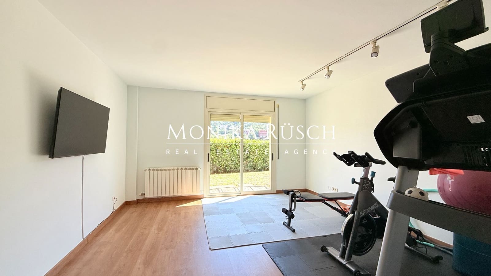6 Zimmer Villa zu verkaufen in Barcelona Stadt mit Pool Garage - 2.300.000 € (Ref: 9919318)