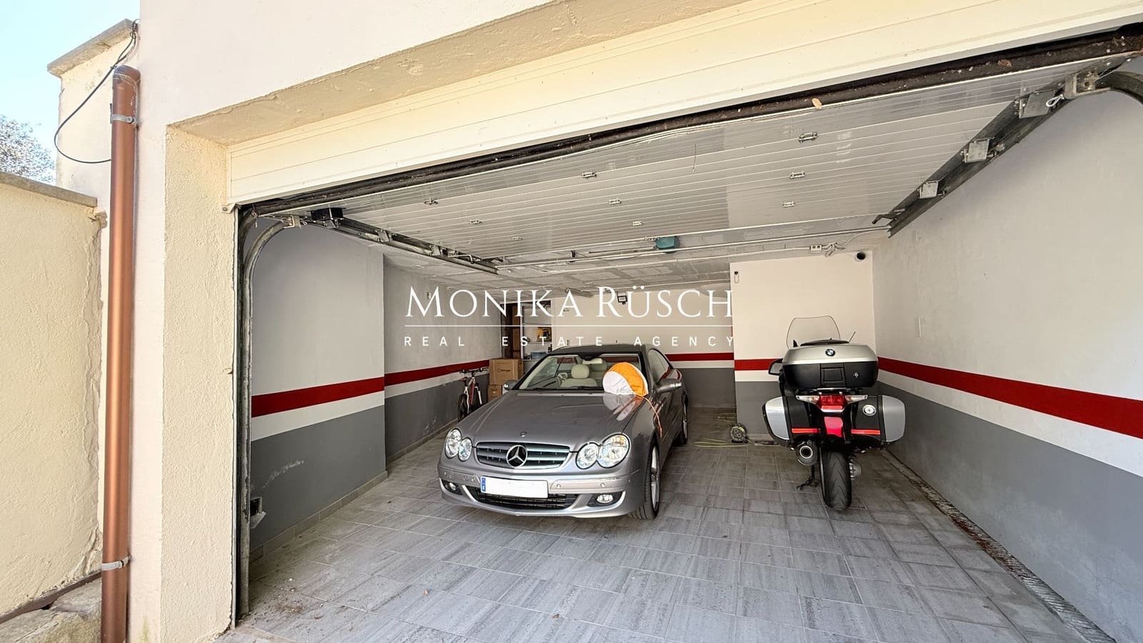 6 Zimmer Villa zu verkaufen in Barcelona Stadt mit Pool Garage - 2.300.000 € (Ref: 9919318)