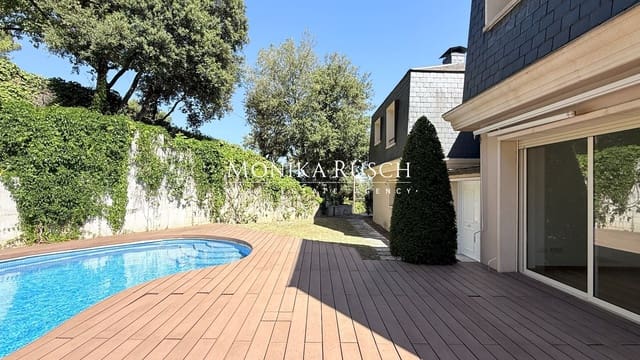 6 Zimmer Villa zu verkaufen in Barcelona Stadt mit Pool Garage - 2.300.000 € (Ref: 9919318)