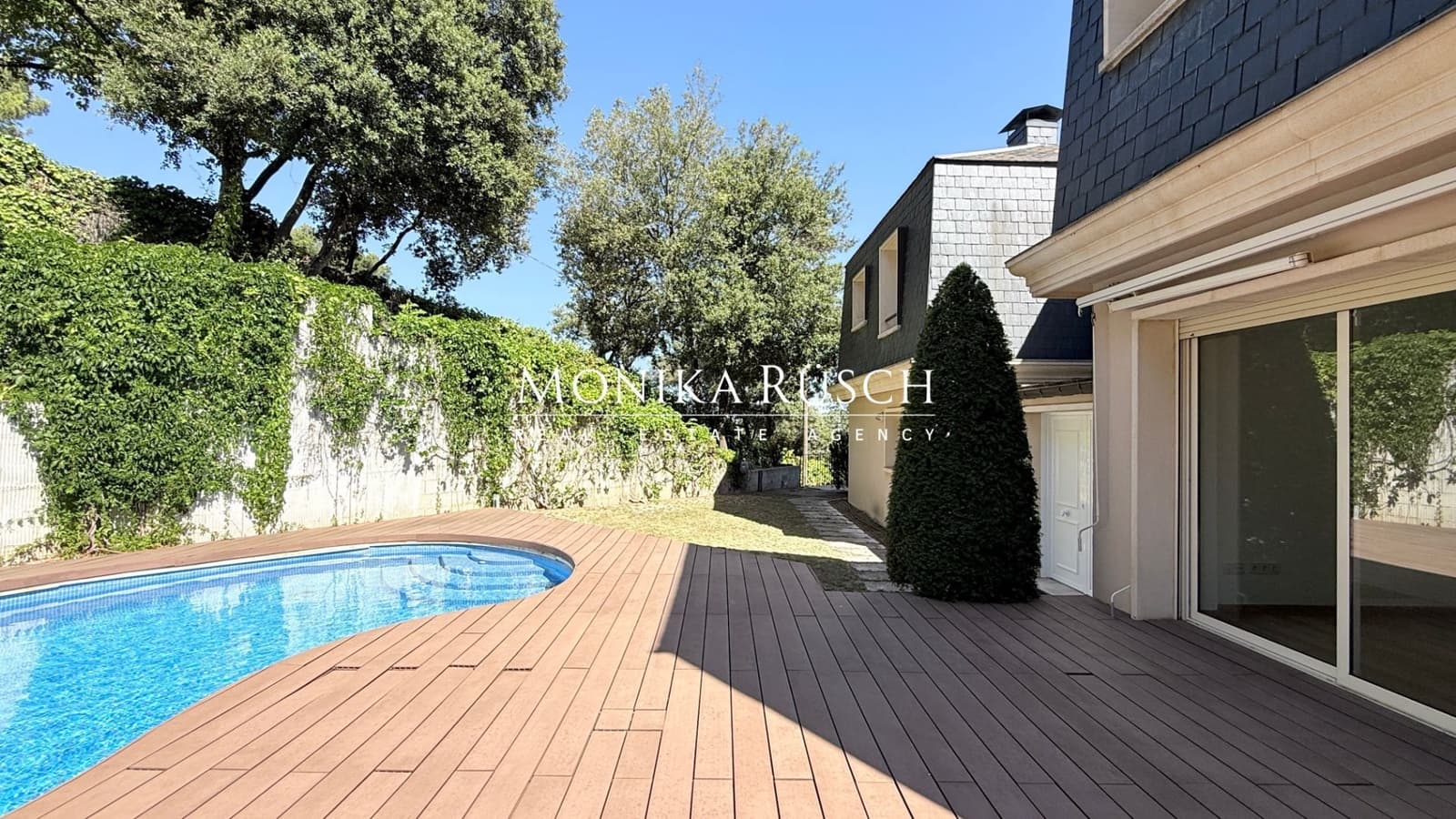 6 soveværelse Villa til leje i Barcelona by med swimmingpool garage - € 5.500 (Ref: 9946948)