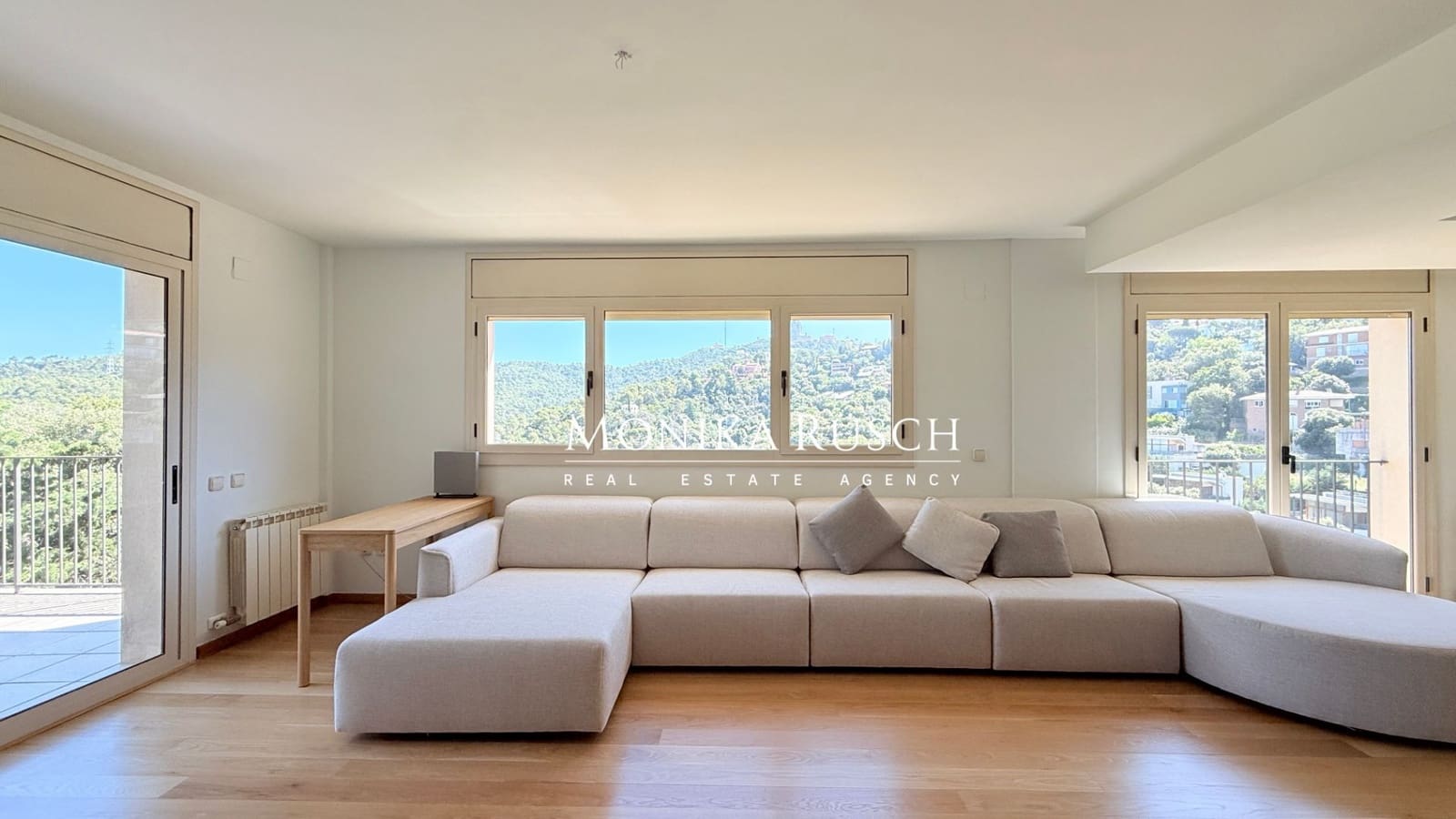 6 soveværelse Villa til leje i Barcelona by med swimmingpool garage - € 5.500 (Ref: 9946948)
