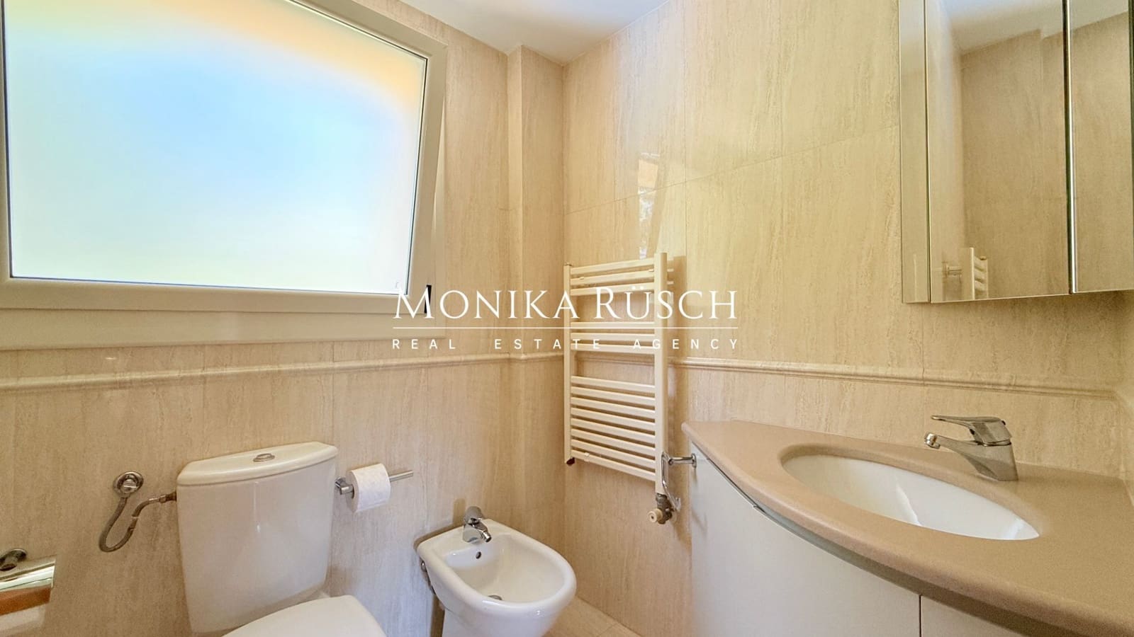 6 soveværelse Villa til leje i Barcelona by med swimmingpool garage - € 5.500 (Ref: 9946948)