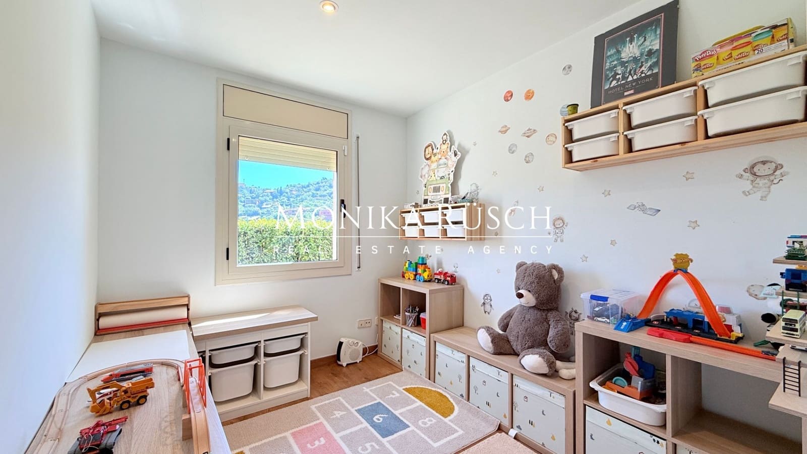 6 soveværelse Villa til leje i Barcelona by med swimmingpool garage - € 5.500 (Ref: 9946948)
