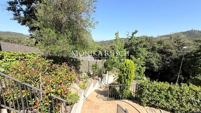6 soverom Villa til leie i Barcelona by med svømmebasseng garasje - € 5 500 (Ref: 9946948)