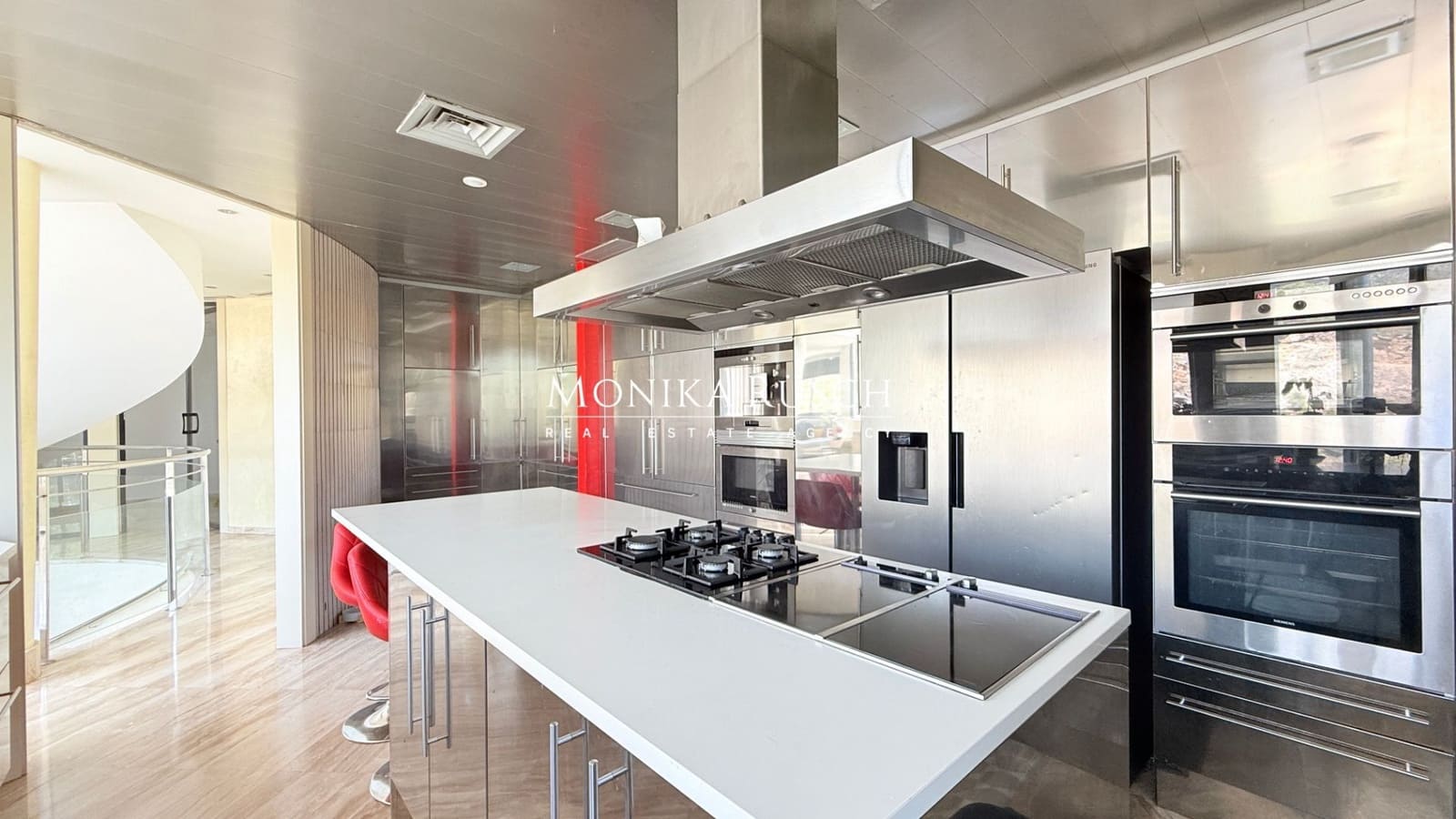 7 sypialnia Willa na sprzedaż w Sitges z basenem garażem - 2 750 000 € (Ref: 9956732)