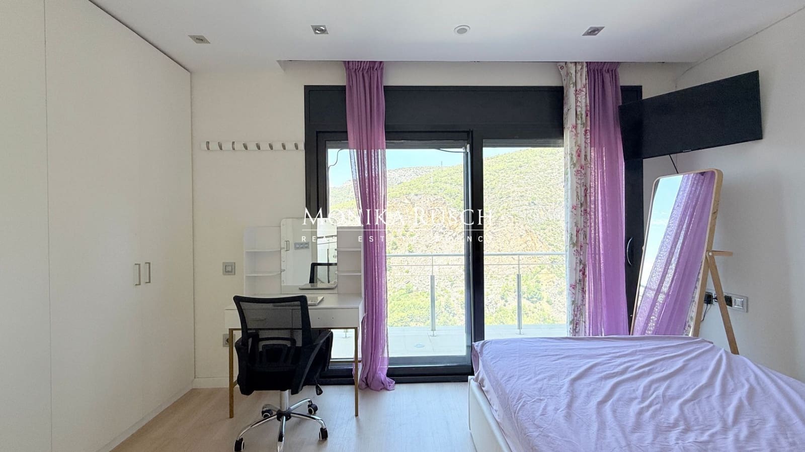 7 sypialnia Willa na sprzedaż w Sitges z basenem garażem - 2 750 000 € (Ref: 9956732)