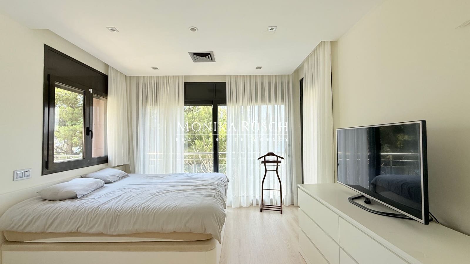 7 sypialnia Willa na sprzedaż w Sitges z basenem garażem - 2 750 000 € (Ref: 9956732)