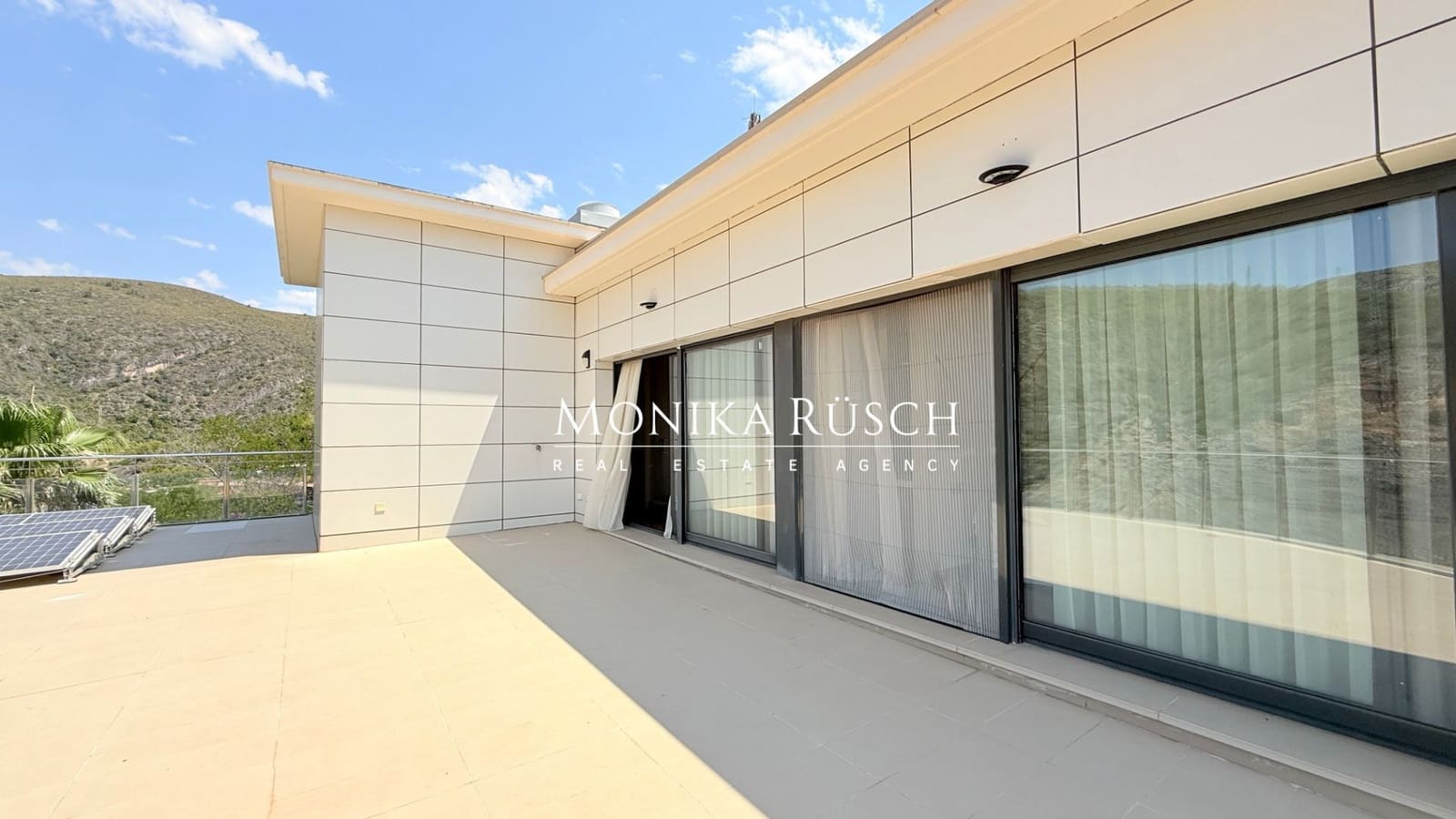 7 sypialnia Willa na sprzedaż w Sitges z basenem garażem - 2 750 000 € (Ref: 9956732)