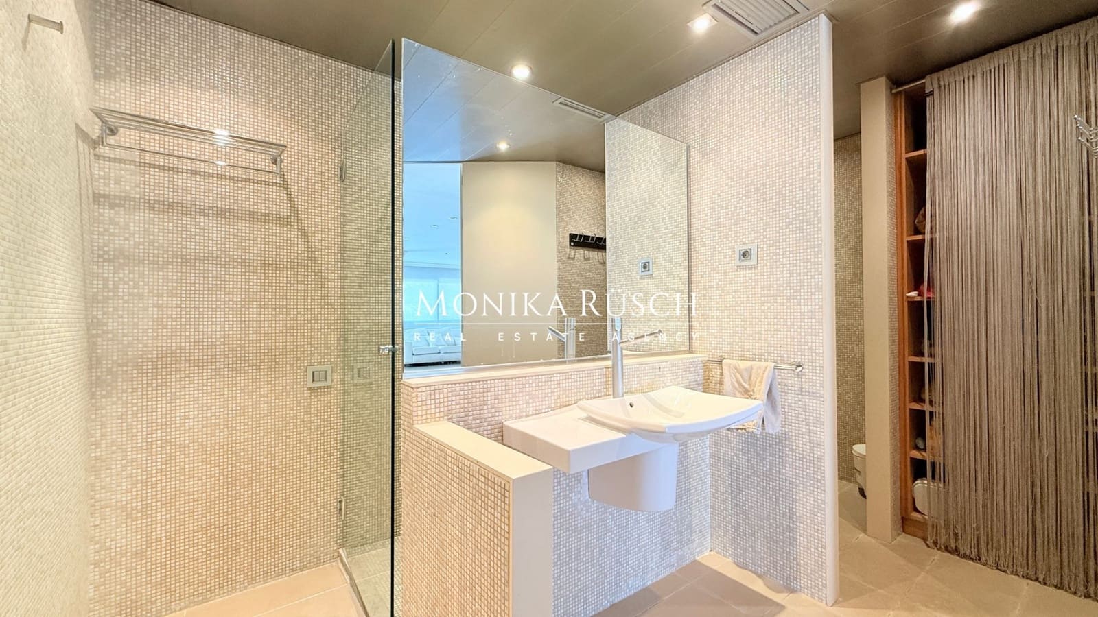 7 sypialnia Willa na sprzedaż w Sitges z basenem garażem - 2 750 000 € (Ref: 9956732)