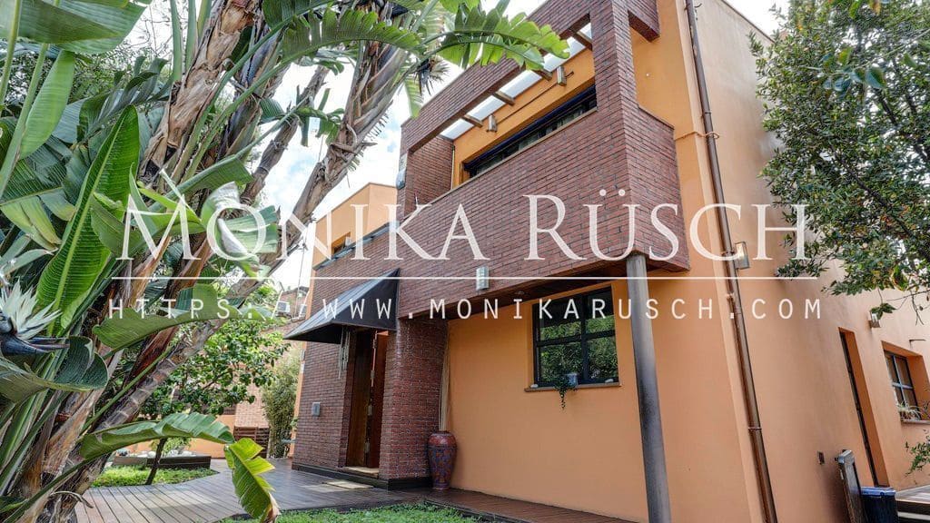 Chalet de 5 habitaciones en Castelldefels en venta con garaje - 1.390.000 € (Ref: 9961950)
