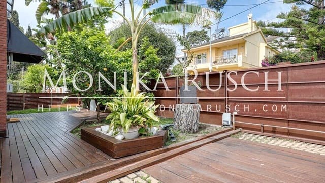 Chalet de 5 habitaciones en Castelldefels en venta con garaje - 1.390.000 € (Ref: 9961950)