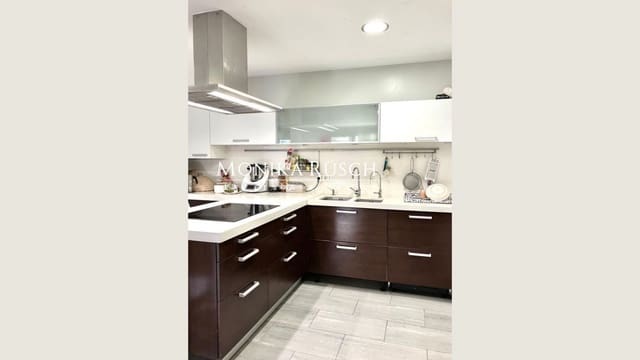 4 camera da letto Appartamento da affittare in Barcelona città con garage - 2.630 € (Rif: 9969179)