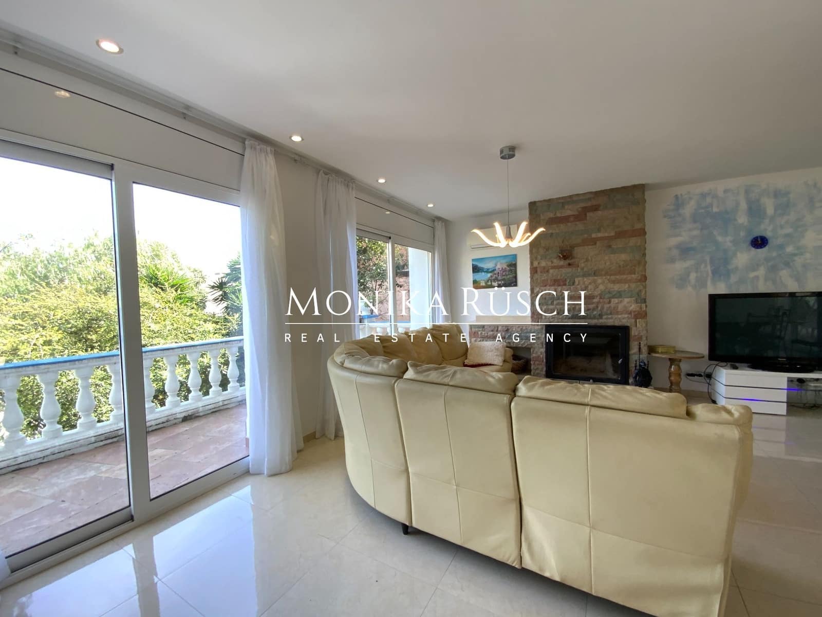 6 slaapkamer Villa te koop in Castelldefels - € 1.600.000 (Ref: 9972831)