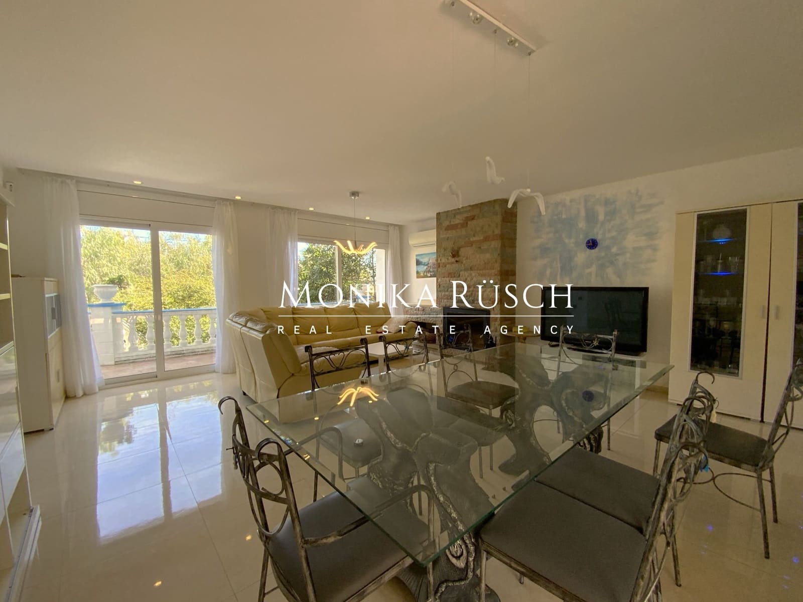 6 slaapkamer Villa te koop in Castelldefels - € 1.600.000 (Ref: 9972831)