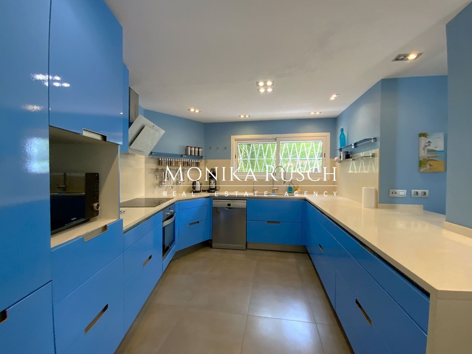 6 slaapkamer Villa te koop in Castelldefels - € 1.600.000 (Ref: 9972831)