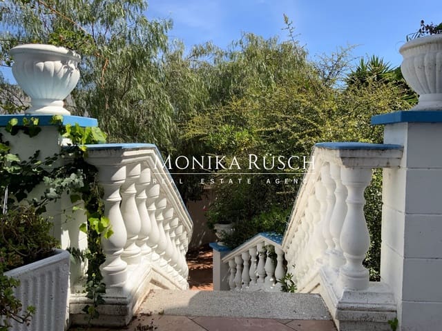 6 soverom Villa til salgs i Castelldefels - € 1 600 000 (Ref: 9972831)