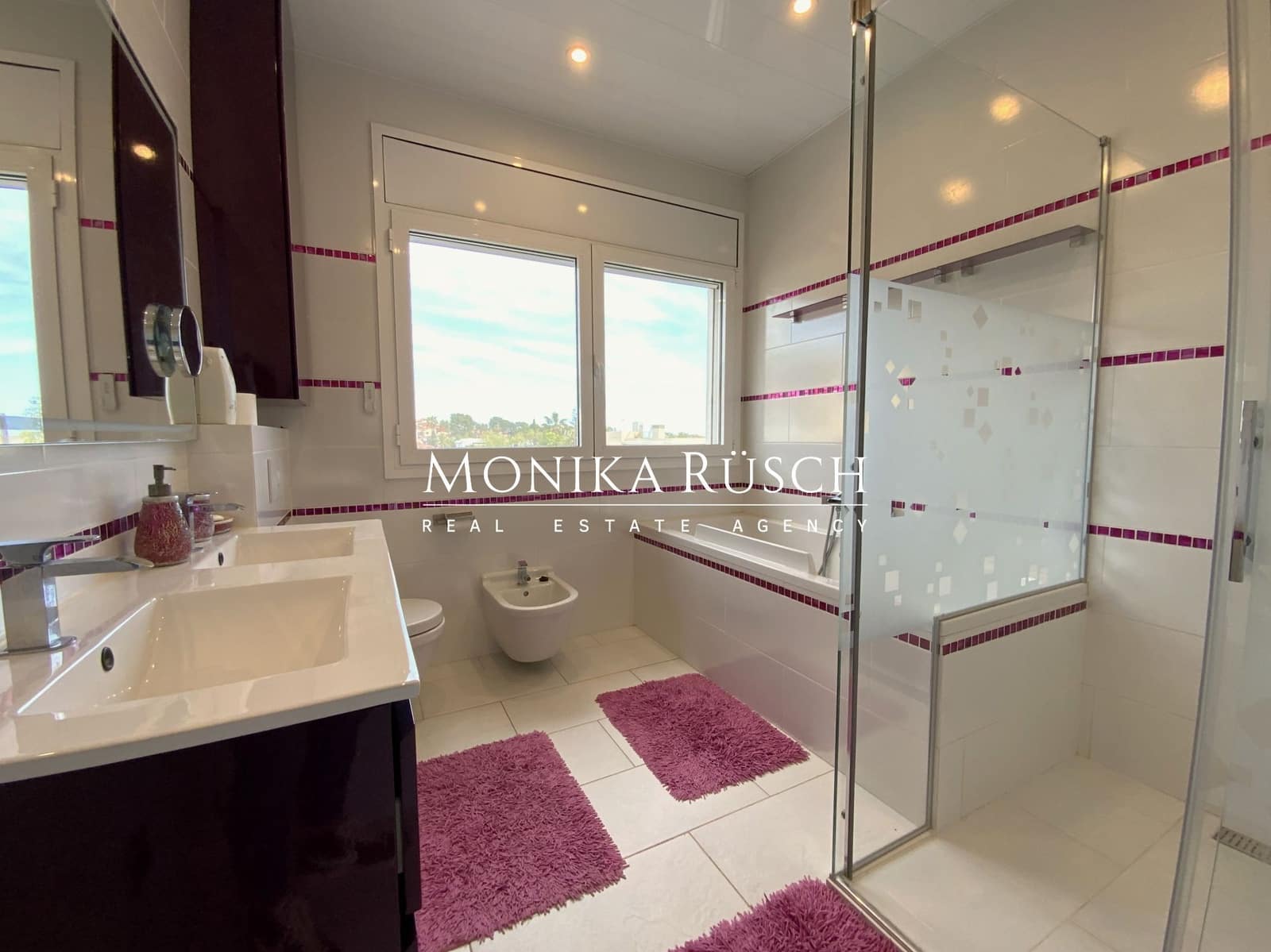 6 slaapkamer Villa te koop in Castelldefels - € 1.600.000 (Ref: 9972831)